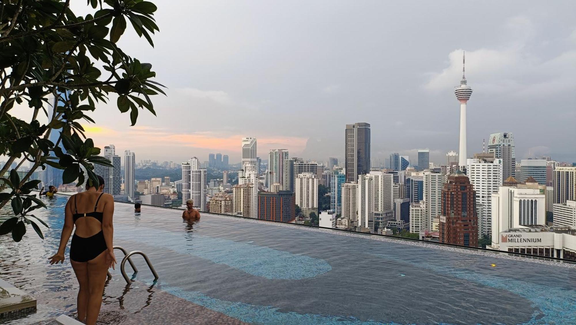 The Axon Bukit Bintang Klcc By Skyscraper Pangsapuri Kuala Lumpur