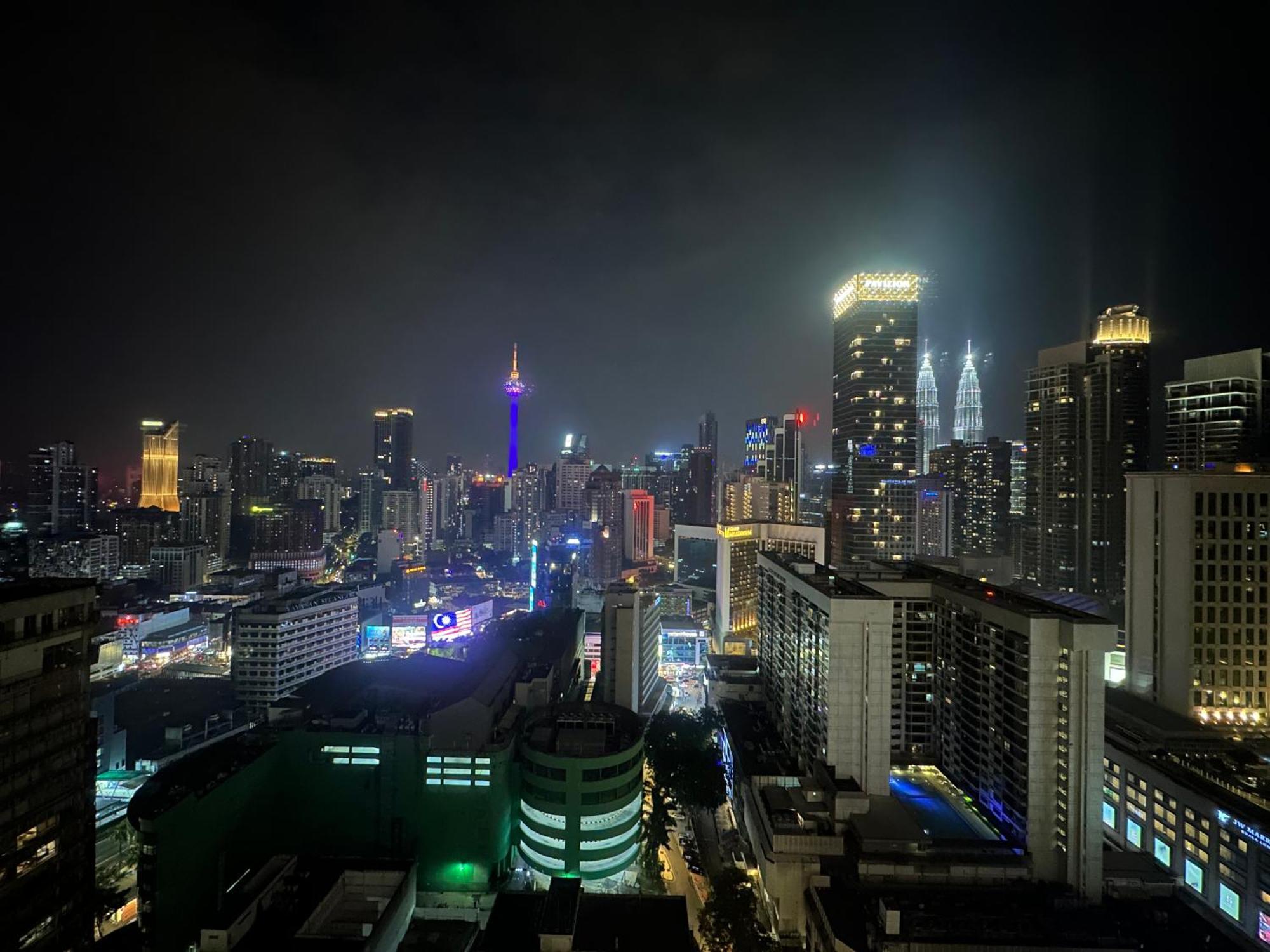The Axon Bukit Bintang Klcc By Skyscraper Kuala Lumpur